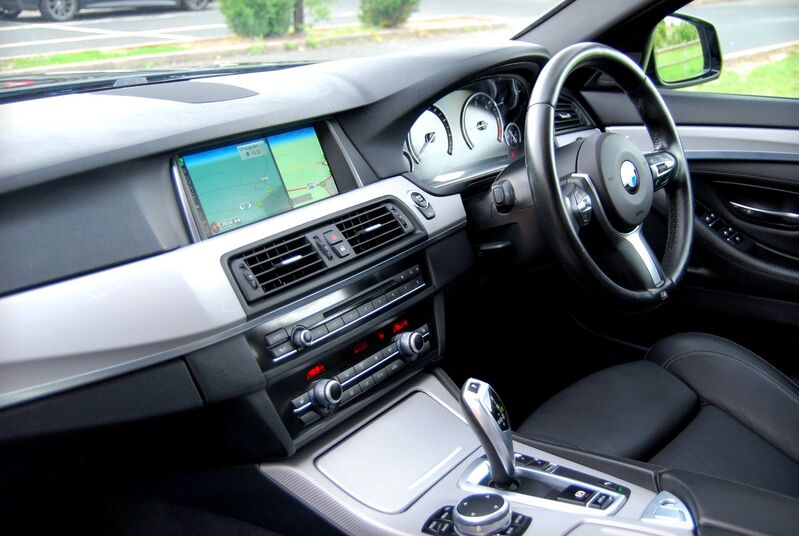 View BMW 5 SERIES 520d M Sport 4-door Saloon - Professional Navigation, Harman Kardon, Full Leather, Camera - SOLD