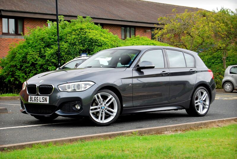 BMW 1 SERIES