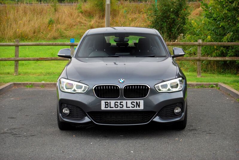 BMW 1 SERIES