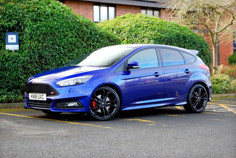 View FORD FOCUS ST-3 TDCI 2.0 Diesel - SYNC 3 Sat Nav, Camera, Style Pack 19inch Alloys - FFSH - 67mpg - 38k - SOLD