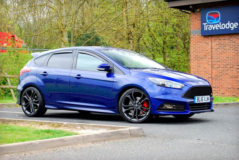 View FORD FOCUS ST-3 TDCI 2.0 Diesel - 2 Owners - SYNC 2 Sat Nav, Style Pack 19inch Alloys - FSH, 67mpg, Blue - SOLD