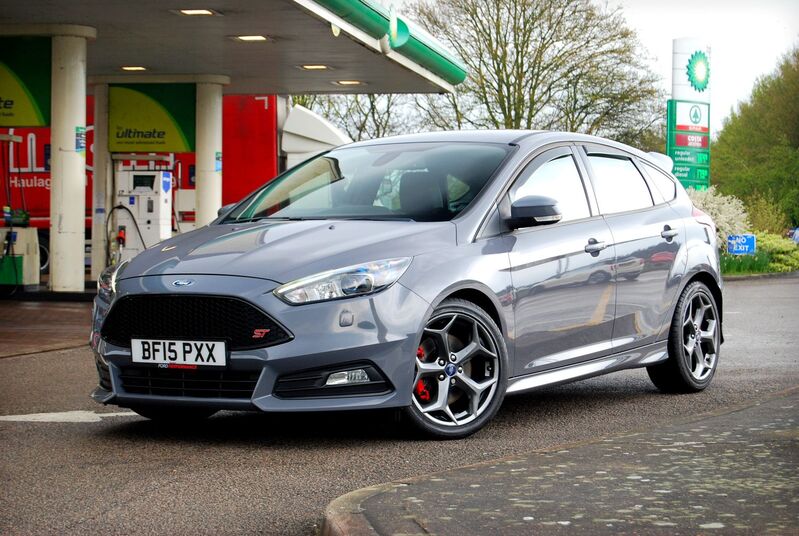 View FORD FOCUS ST-3 2.0 Petrol - Full History - SYNC 2, Recaro Leather, Cruise - 53,900 miles - Stealth Grey - SOLD