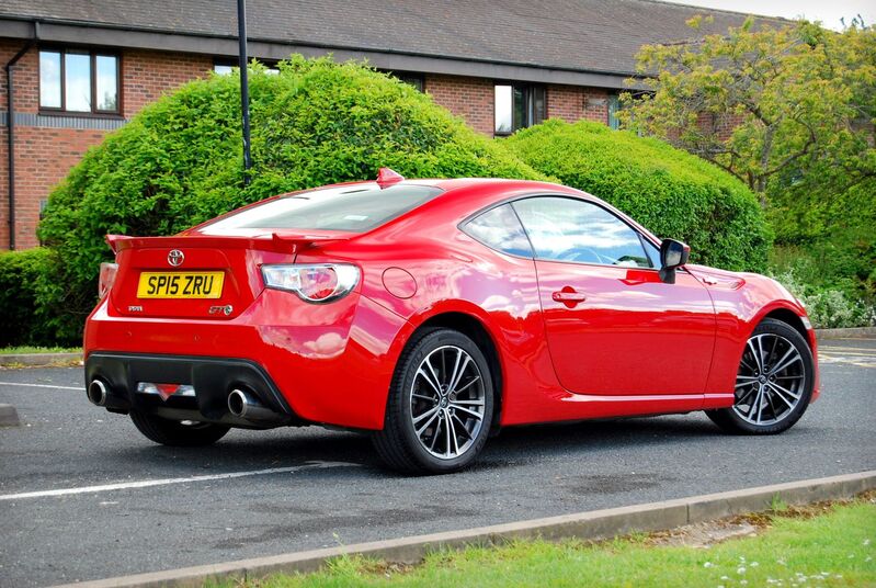 TOYOTA GT86