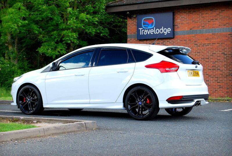 View FORD FOCUS ST-2 2.0 EcoBoost. SYNC 2 Sat Nav, 19inch Black Alloys, Privacy Glass, Recaro - 49,100 miles - SOLD