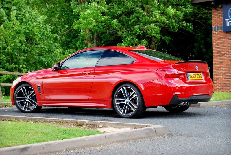 BMW 4 SERIES