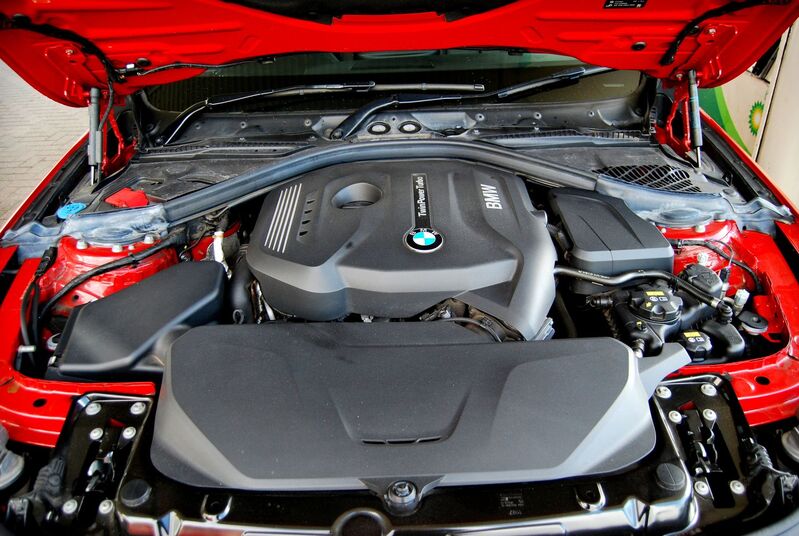 BMW 4 SERIES