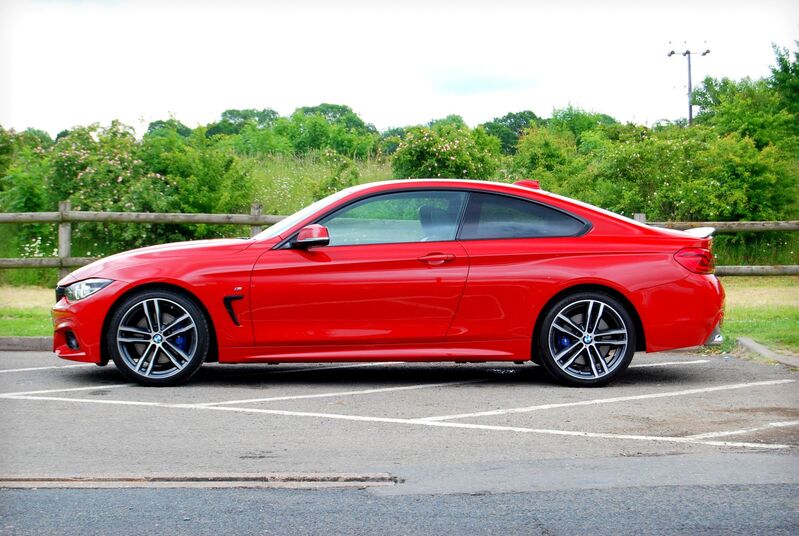 BMW 4 SERIES