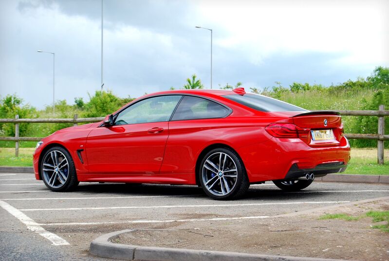 BMW 4 SERIES