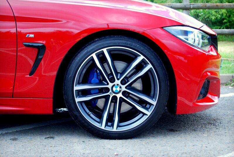 BMW 4 SERIES