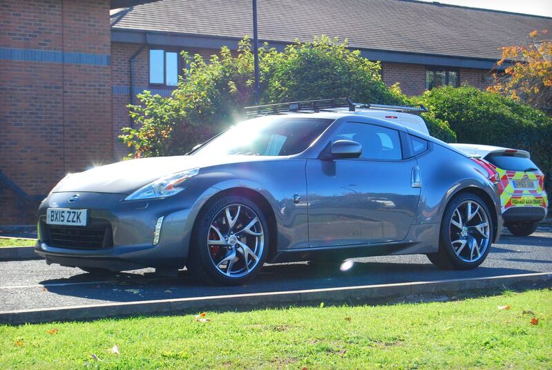 NISSAN 370Z