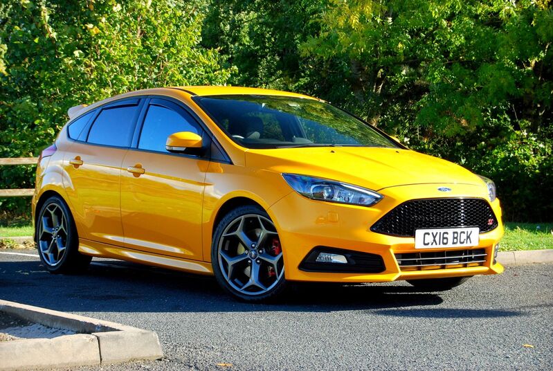 FORD FOCUS