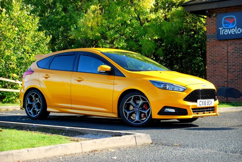 View FORD FOCUS ST-3 2.0 - Tangerine Scream - Reverse Camera, SYNC 2, Full Leather - Full History - 45,600 mls. SOLD