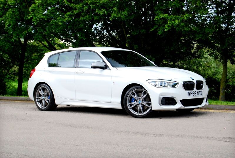 BMW 1 SERIES