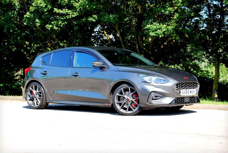 View FORD FOCUS ST 2.3 - 16,500 miles - Mountune m330 - Performance Pack - SYNC 3 Sat Nav, Camera - FSH - Grey